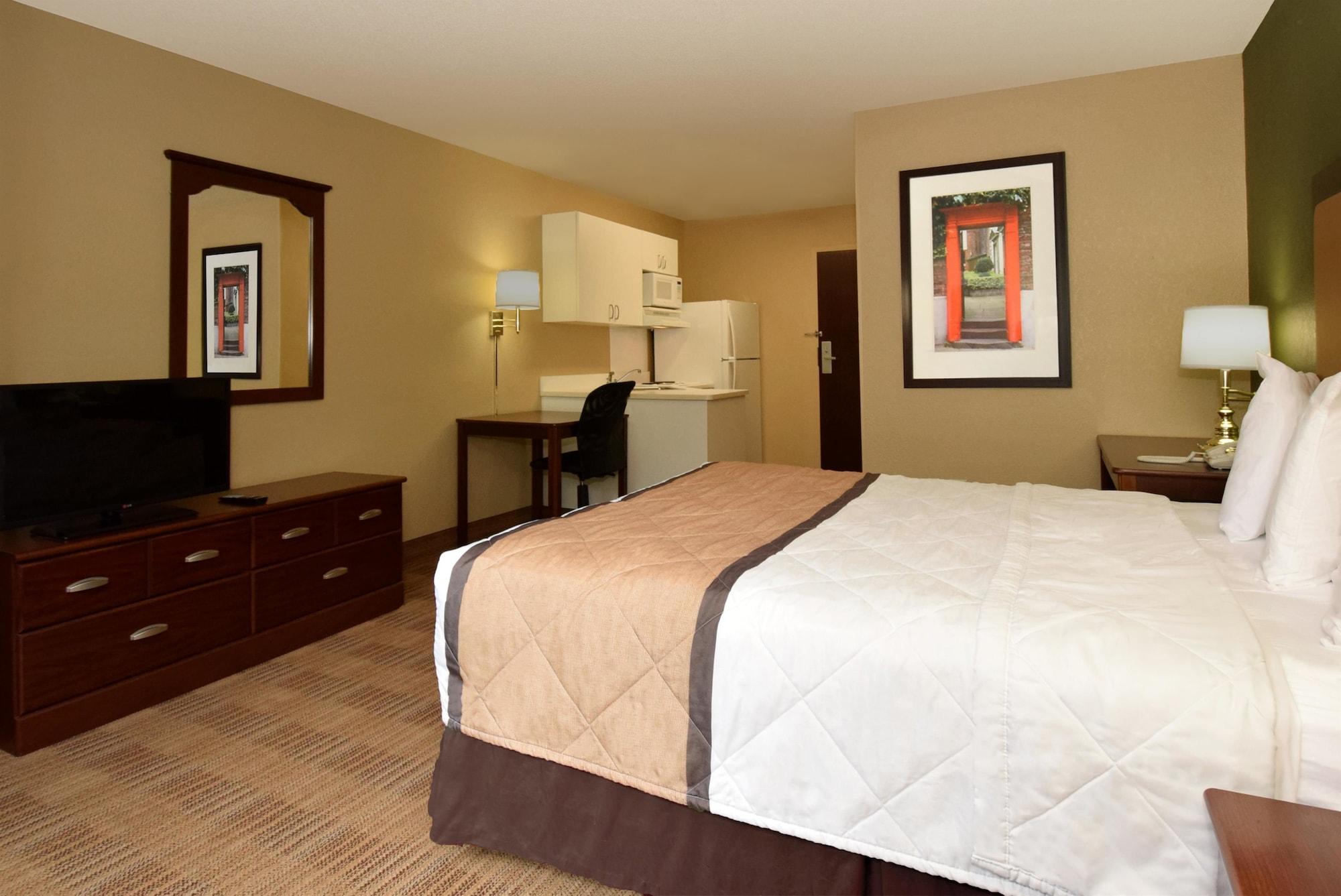 Extended Stay America Suites - Chicago - Woodfield Mall Шаумбург Екстер'єр фото