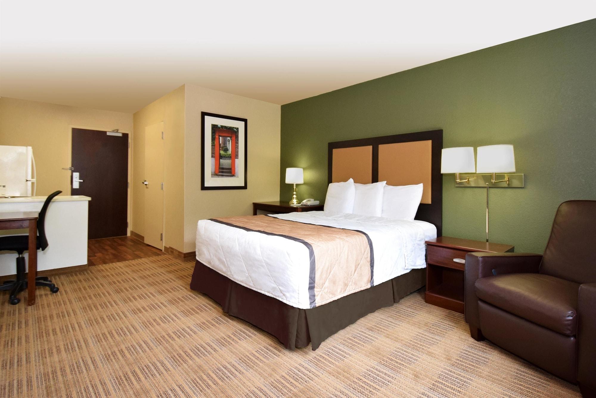 Extended Stay America Suites - Chicago - Woodfield Mall Шаумбург Екстер'єр фото