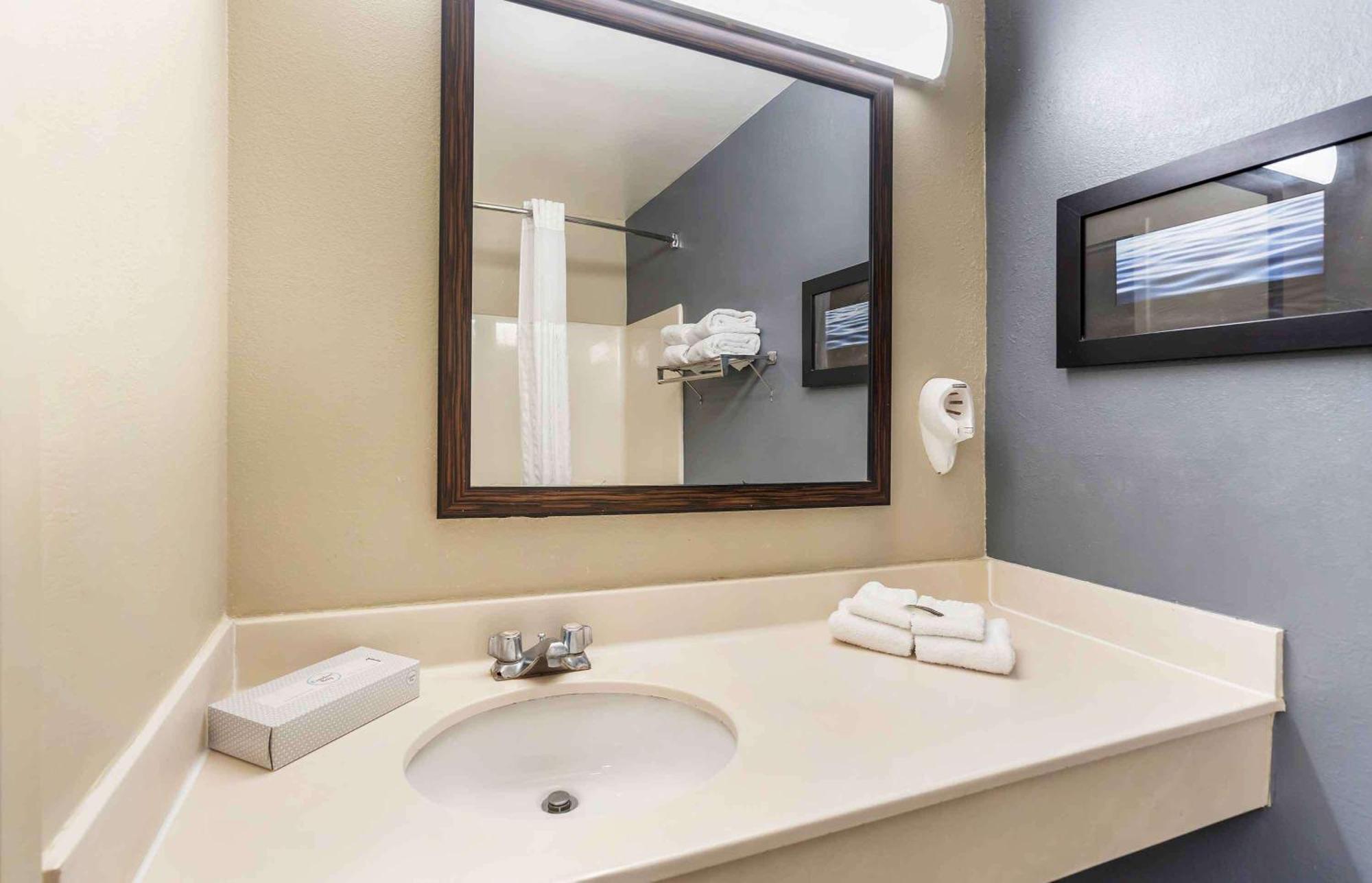 Extended Stay America Suites - Chicago - Woodfield Mall Шаумбург Екстер'єр фото